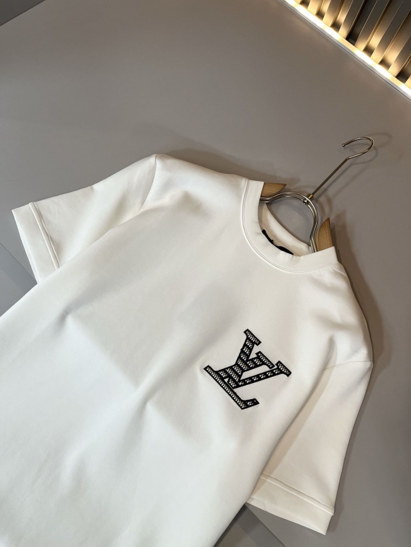 l0vis Vvtt0n t-shirt